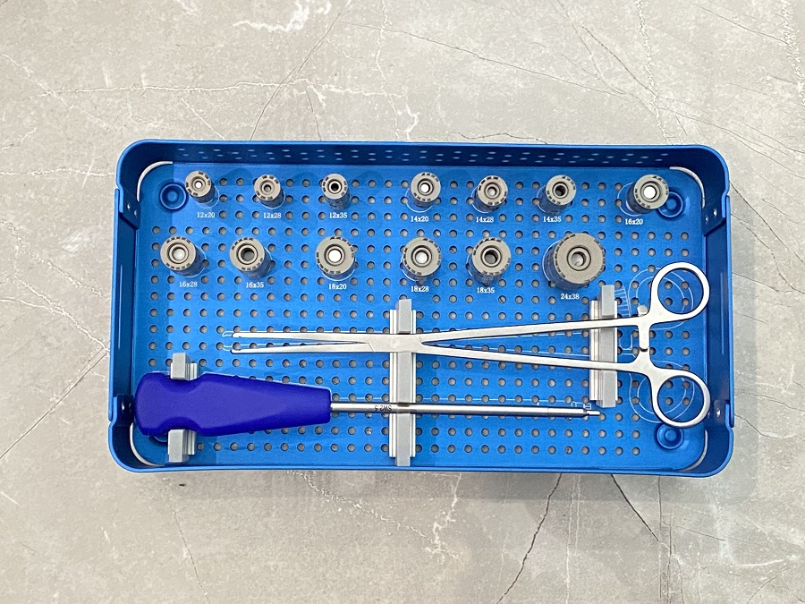 Expandable Titanium Cage Instrument Set 